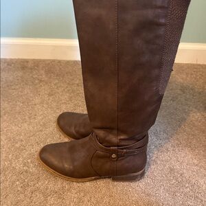 Brown Knee-High Women's Boots